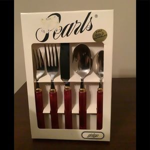 New Ginkgo Pearls 20 Piece Silverware Set